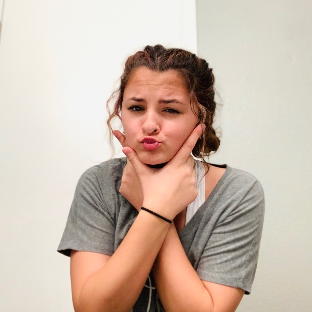 Meet your Posher, Addy